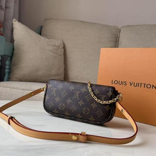 Buy & Sell Edgbaston Birmingham - Photos for LV ivy handbag