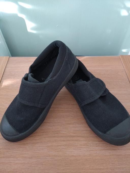 Buy & Sell Willenhall Walsall - Photos for school pumps