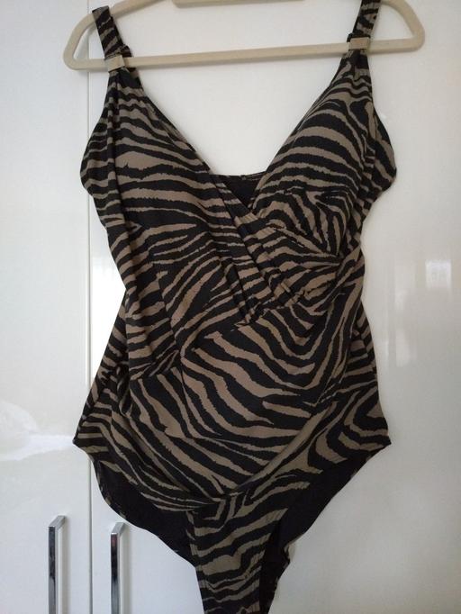 Buy & Sell Moxley Walsall - Photos for Ladies swimming costume