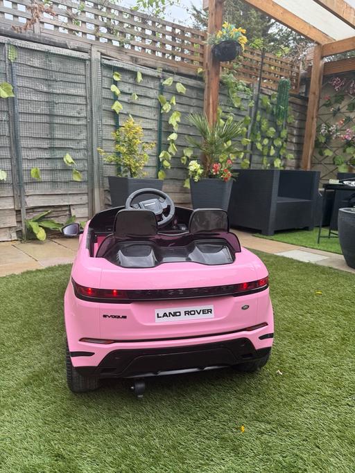 Buy & Sell Mitcham Merton - Photos for Kids Electric Ride On Range Rover Evoque Pink
