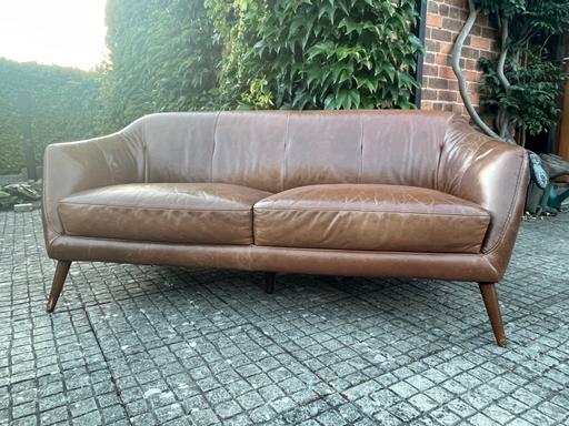 Buy & Sell Hartlebury Wychavon - Photos for Vintage leather brown sofa
