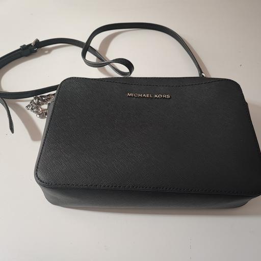 Buy & Sell Savile Town Kirklees - Photos for womens Michael kors handbag