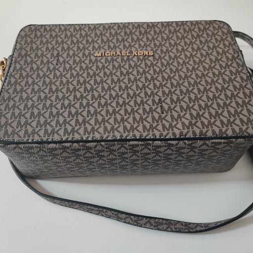 Buy & Sell Savile Town Kirklees - Photos for Michael kors handbag