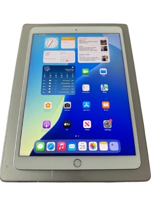 Buy & Sell West Bromwich Sandwell - Photos for iPad Air 3rd Gen 2019 64gb 10.5 WiFi - Silver