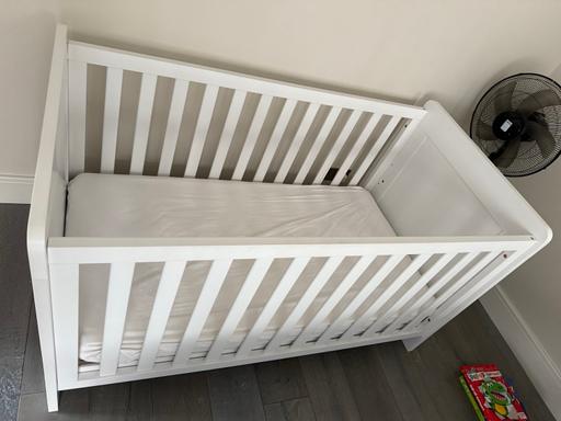 Buy & Sell Kenton Brent - Photos for Tutti Bambini white 3 in 1 cot