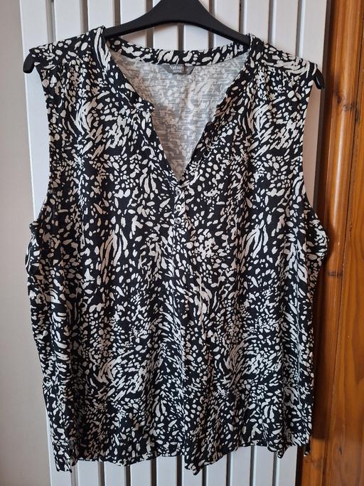 Buy & Sell Ettingshall Park Wolverhampton - Photos for Size 22 Top