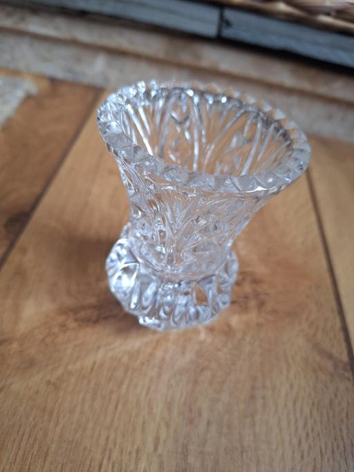 Buy & Sell Ettingshall Park Wolverhampton - Photos for Small Glass Vase