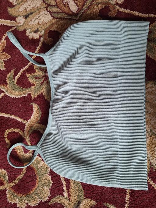 Buy & Sell Ettingshall Park Wolverhampton - Photos for Small size 8 crop top