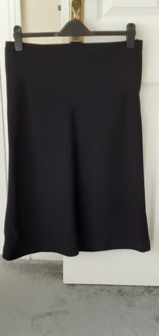 Buy & Sell Brownhills Walsall - Photos for new ladies black lined skirt size 12