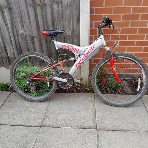 Buy & Sell Farnsfield Newark and Sherwood - Photos for REEBOK MOUNTIAN BIKE.