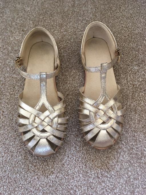 Buy & Sell Kings Heath Birmingham - Photos for Girls gold Next sandals size 2
