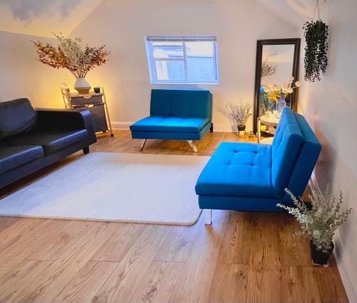 Buy & Sell Paddington West London - Photos for Multiple furniture pieces and decorations 