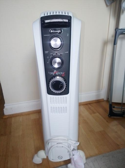 Buy & Sell Wandsworth South West London - Photos for De Longhi Dragon 4 oil-filled radiator