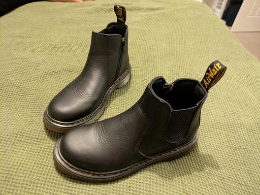 Buy & Sell Clay Cross North East Derbyshire - Photos for Kids Dr Martin boots
