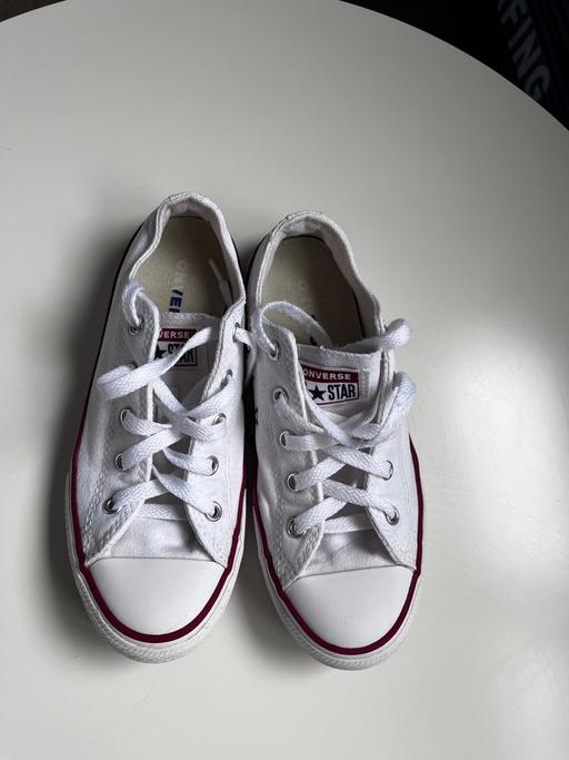 Buy & Sell Woodside Estate Central Bedfordshire - Photos for Converse sneakers