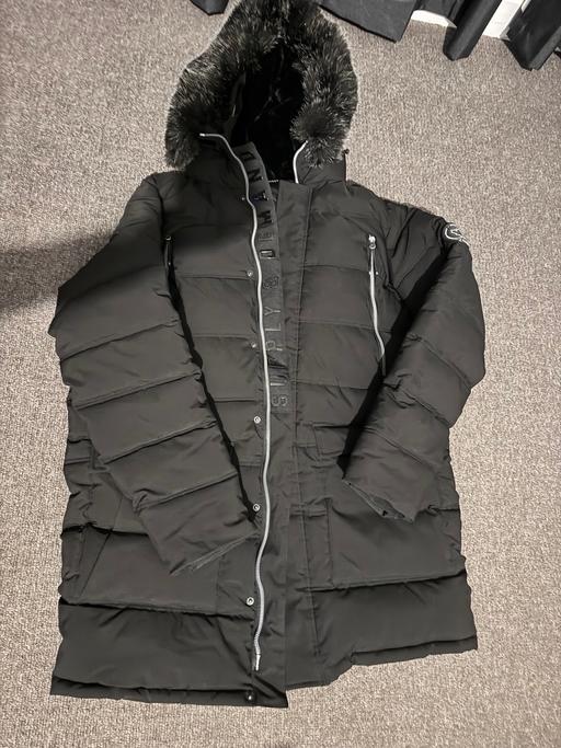 Buy & Sell Anfield Liverpool - Photos for Coat