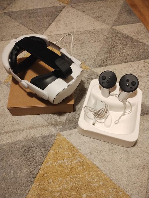Buy & Sell Market Deeping Peterborough - Photos for Meta Quest 3 VR Headset + Kiwi charging&rest