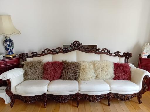 Buy & Sell Riddlesdown South East London - Photos for Victorian Sofa set - 3 seater + 2 large chair