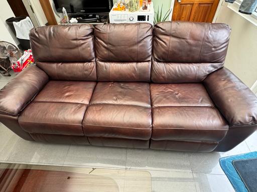 Buy & Sell East Ham East London - Photos for Leather sofa couch 3 seater brown