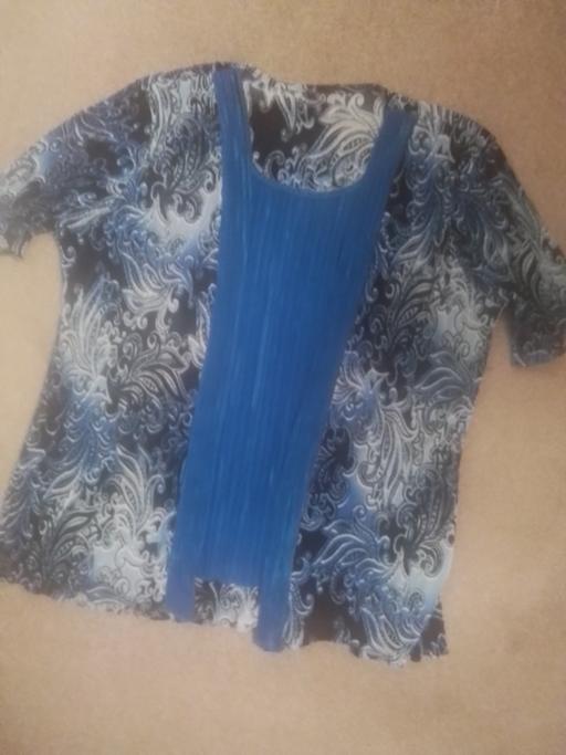 Buy & Sell Streetly Walsall - Photos for LADIES TOP ATTACHED JACKET