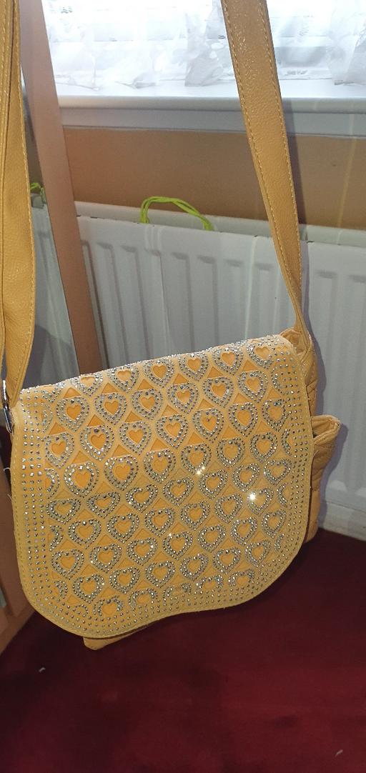 Buy & Sell Handsworth Birmingham - Photos for Beige faux leather shoulder bag