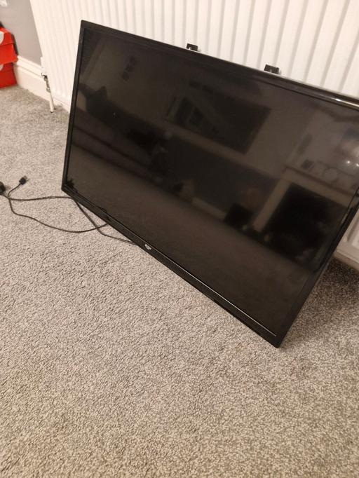 Buy & Sell Waltham Abbey Epping Forest - Photos for TV 32 inch