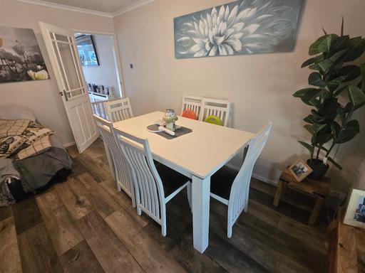 Buy & Sell Yardley Wood Birmingham - Photos for white table and 6 chairs