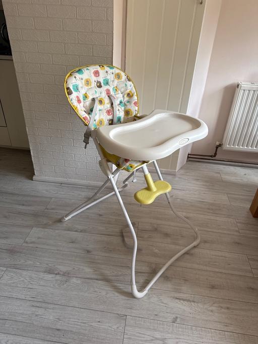 Buy & Sell Wombourne South Staffordshire - Photos for Fold up Graco High Chair