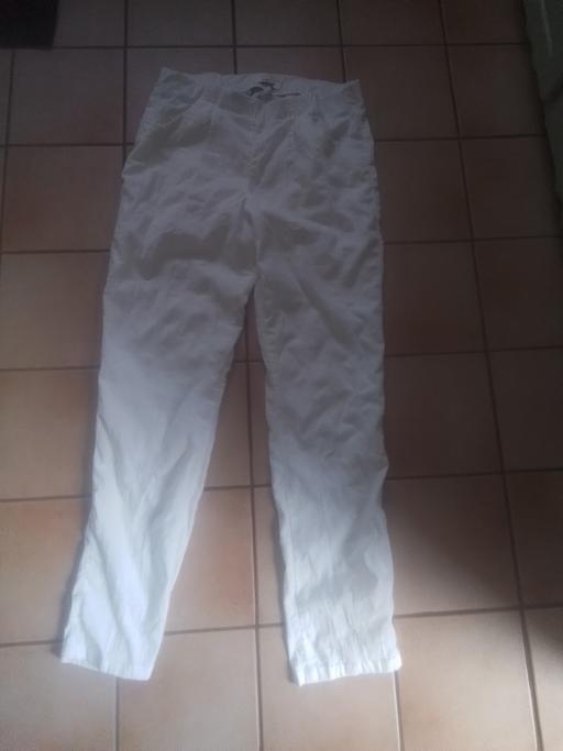 Buy & Sell Streetly Walsall - Photos for LADIES WHITE KJBRAND WHITE TROUSERS
