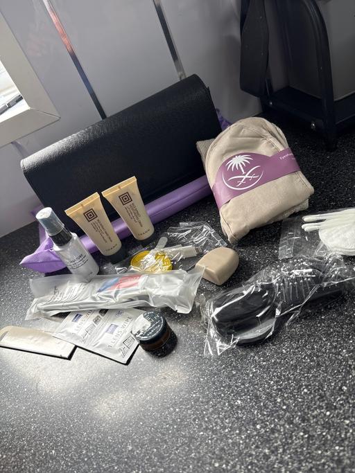 Buy & Sell Duckmanton Chesterfield - Photos for Furla travel kit