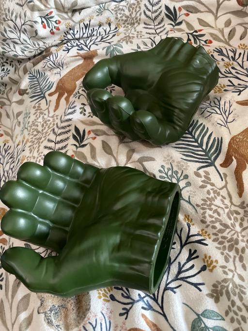 Buy & Sell Rowley Village Sandwell - Photos for Hulk hands