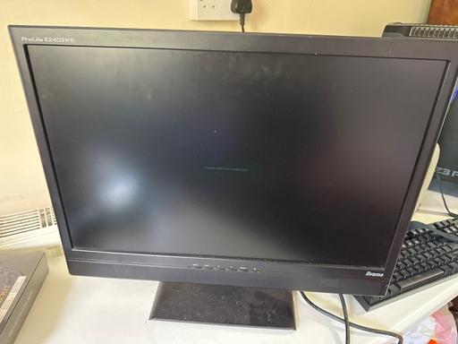Buy & Sell Wombourne South Staffordshire - Photos for 24 inch monitor