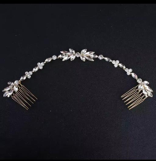 Buy & Sell Brompton South West London - Photos for ⭐ Elegant Crystal Bridal Hair Comb ⭐ ​