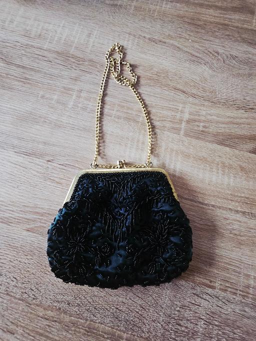 Buy & Sell Newton Doncaster - Photos for Black beaded bag.