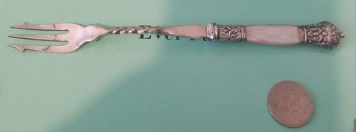 Buy & Sell Thatto Heath Saint Helens - Photos for Antique silver mother of pearl pickle fork