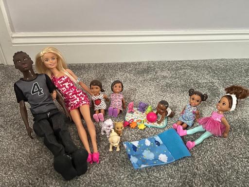 Buy & Sell New Duston West Northamptonshire - Photos for Barbie Family Set