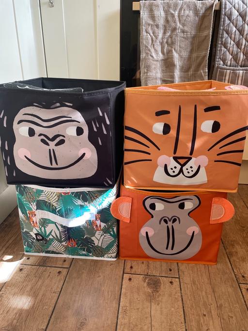 Buy & Sell Rowley Village Sandwell - Photos for 4x jungle themed storage boxes