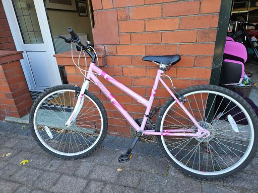 Buy & Sell Windle Saint Helens - Photos for Girls bike