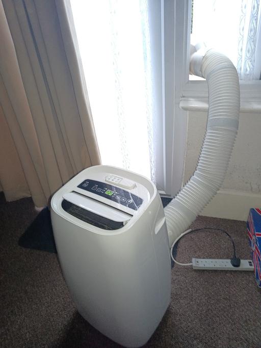 Buy & Sell Epsom and Ewell Surrey - Photos for Blyss Portable air conditioner.