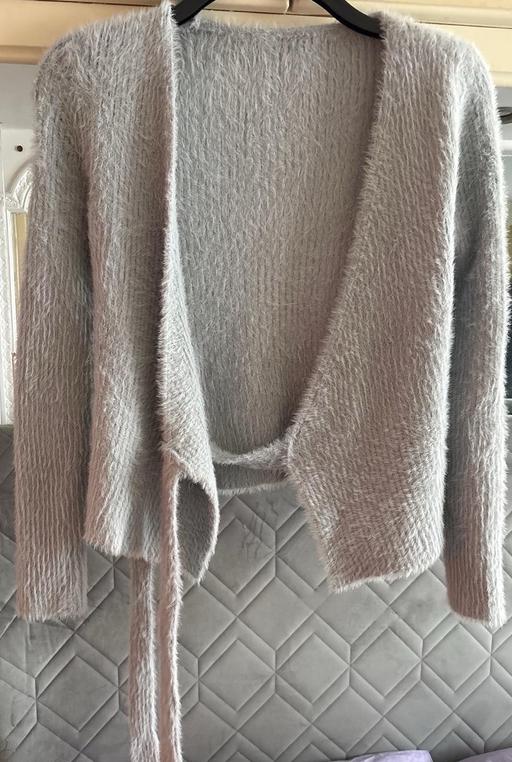 Buy & Sell Edmonton North London - Photos for Cardigan too