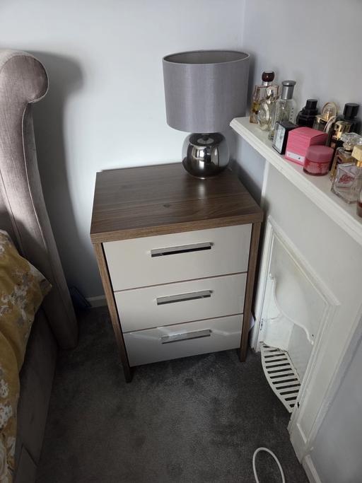 Buy & Sell Becontree East London - Photos for Bedside table benson for beds mirabel