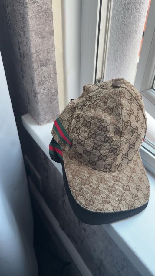 Buy & Sell Walsall Town Centre Walsall - Photos for Black And Beige Gucci Caps