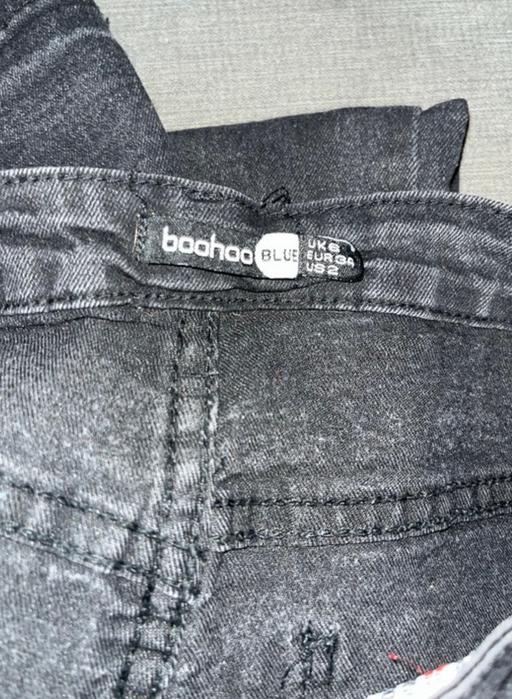 Buy & Sell Willenhall Walsall - Photos for Black skinny ripped/distressed jeans (boohoo)