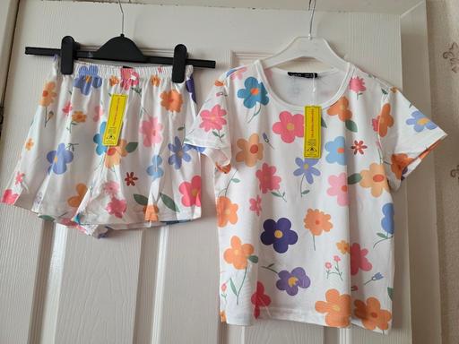 Buy & Sell Blackpool Town Centre Blackpool - Photos for Girls short pyjamas age 8 yrs BNWT