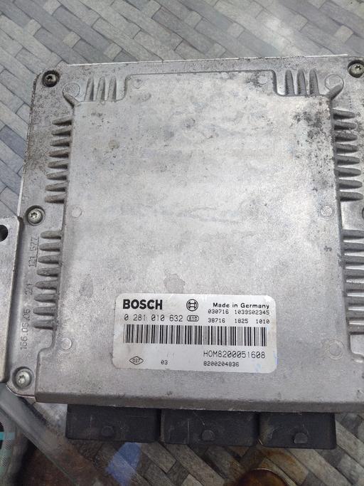 Vehicles Oldbury Sandwell - Photos for bosch vivaro 1.9dti ecu