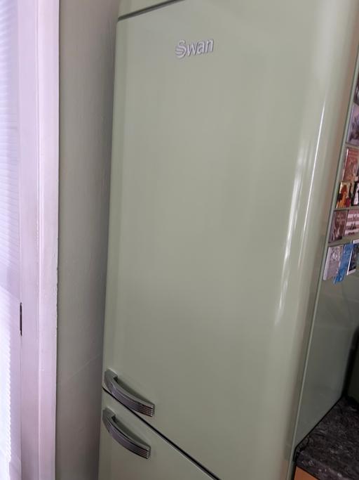 Buy & Sell Quarry Bank Dudley - Photos for Swan retro fridge freezer