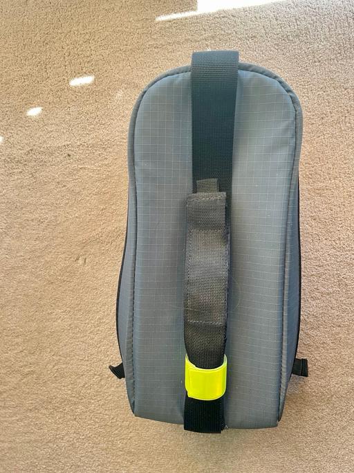 Buy & Sell Tain Highland - Photos for Waterproof Altura cycling bag