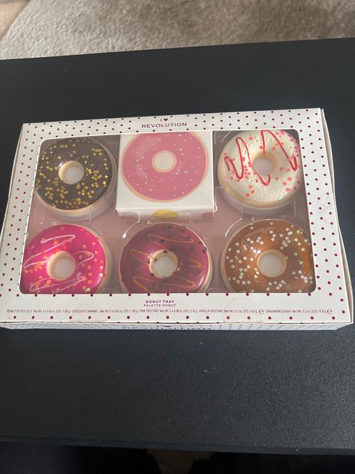 Buy & Sell Romford Havering - Photos for Revolution donut pallete tray
