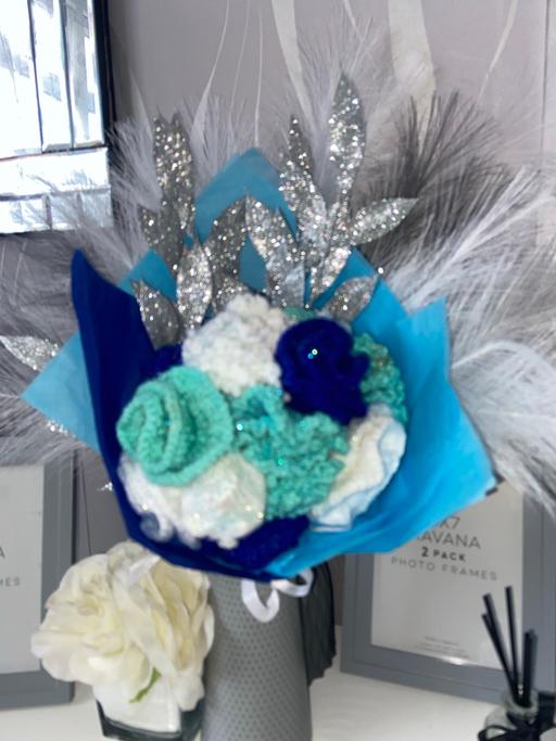 Buy & Sell Darnhall Cheshire West and Chester - Photos for Artificial flowers