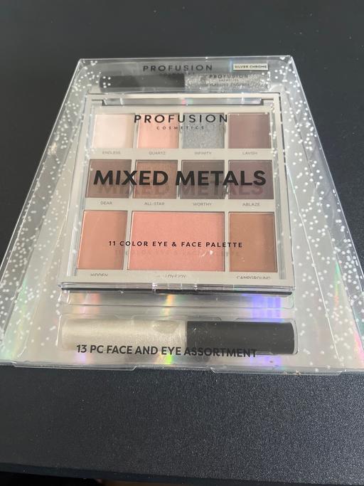 Buy & Sell Romford Havering - Photos for Profusion eye & face palette